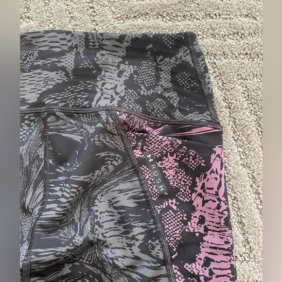 UA Rush Leggings - Picture 2 of 5